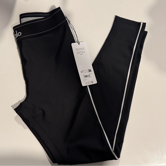 ALO Yoga Set - Picture 3 of 5